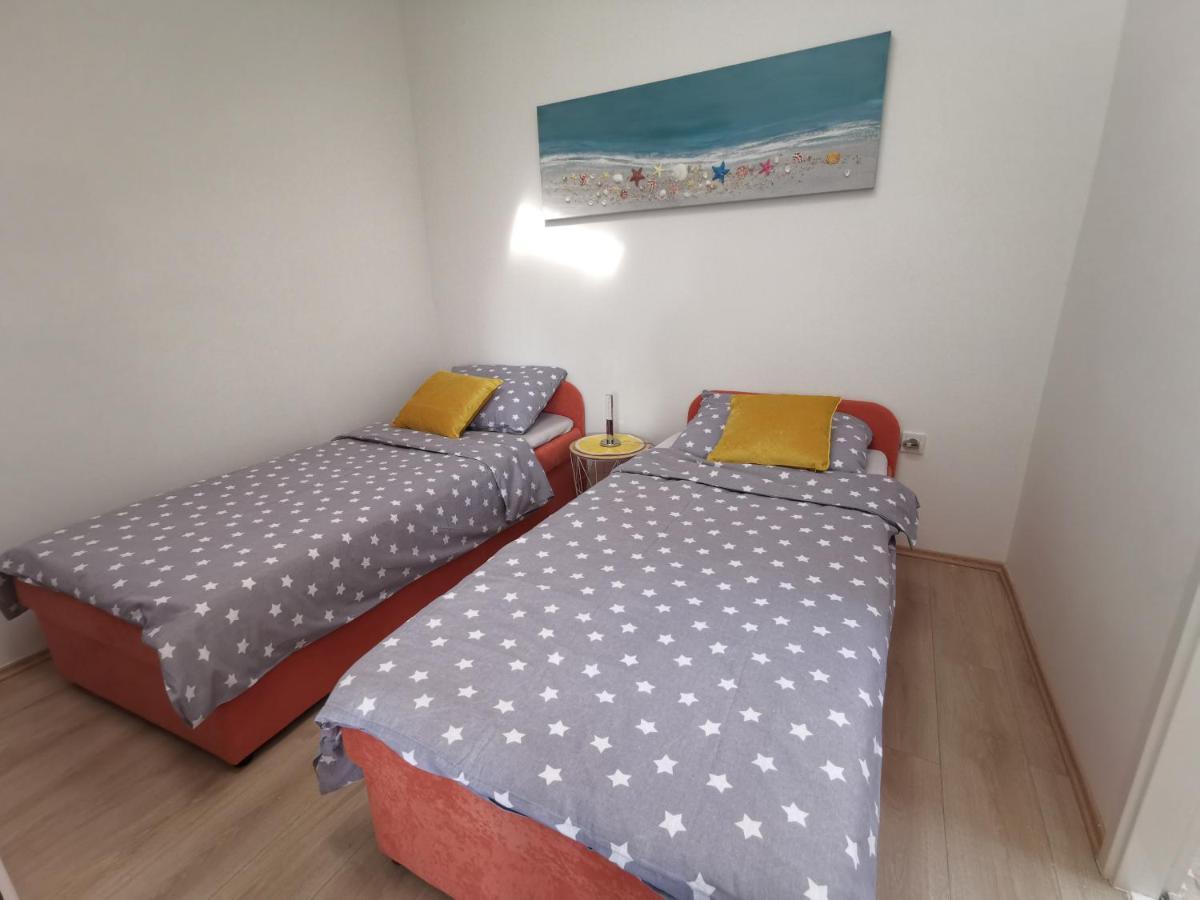 Apartmani Koin Медулин Екстериор снимка