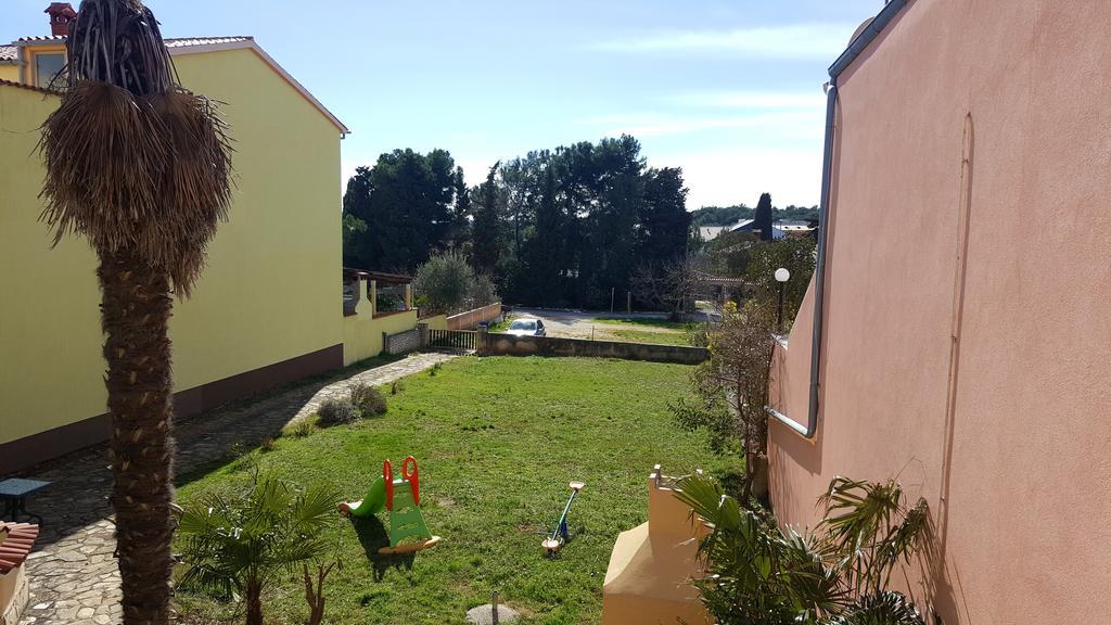 Apartmani Koin Медулин Екстериор снимка