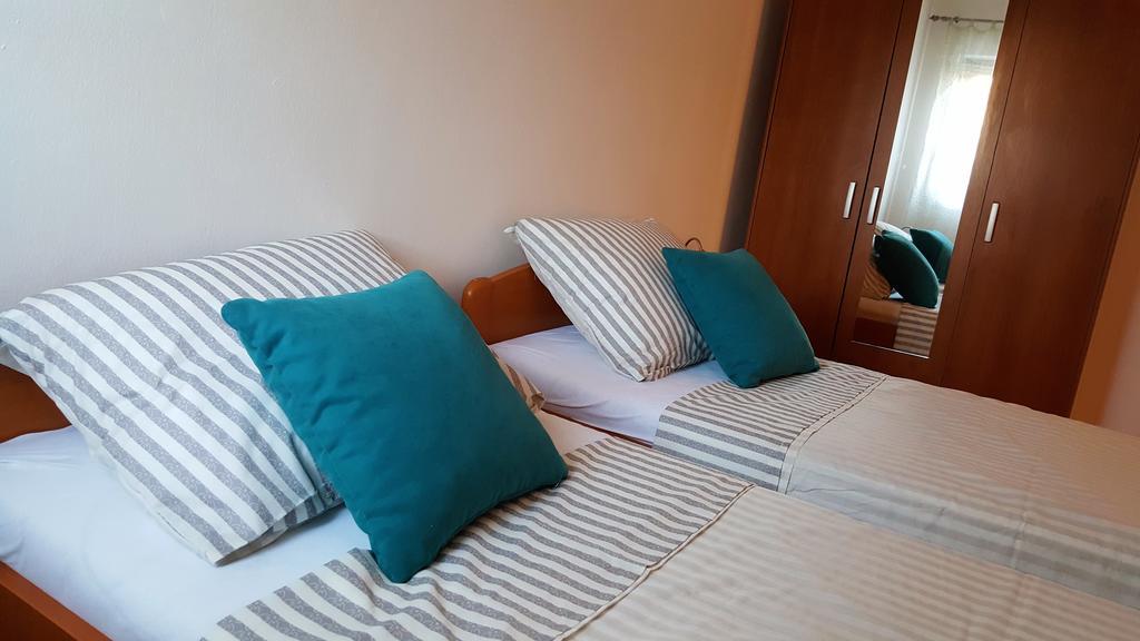 Apartmani Koin Медулин Екстериор снимка